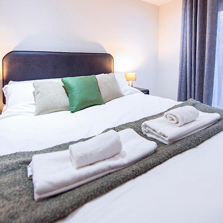 Ealing Residency Aparthotel ลอนดอน ภายนอก รูปภาพ