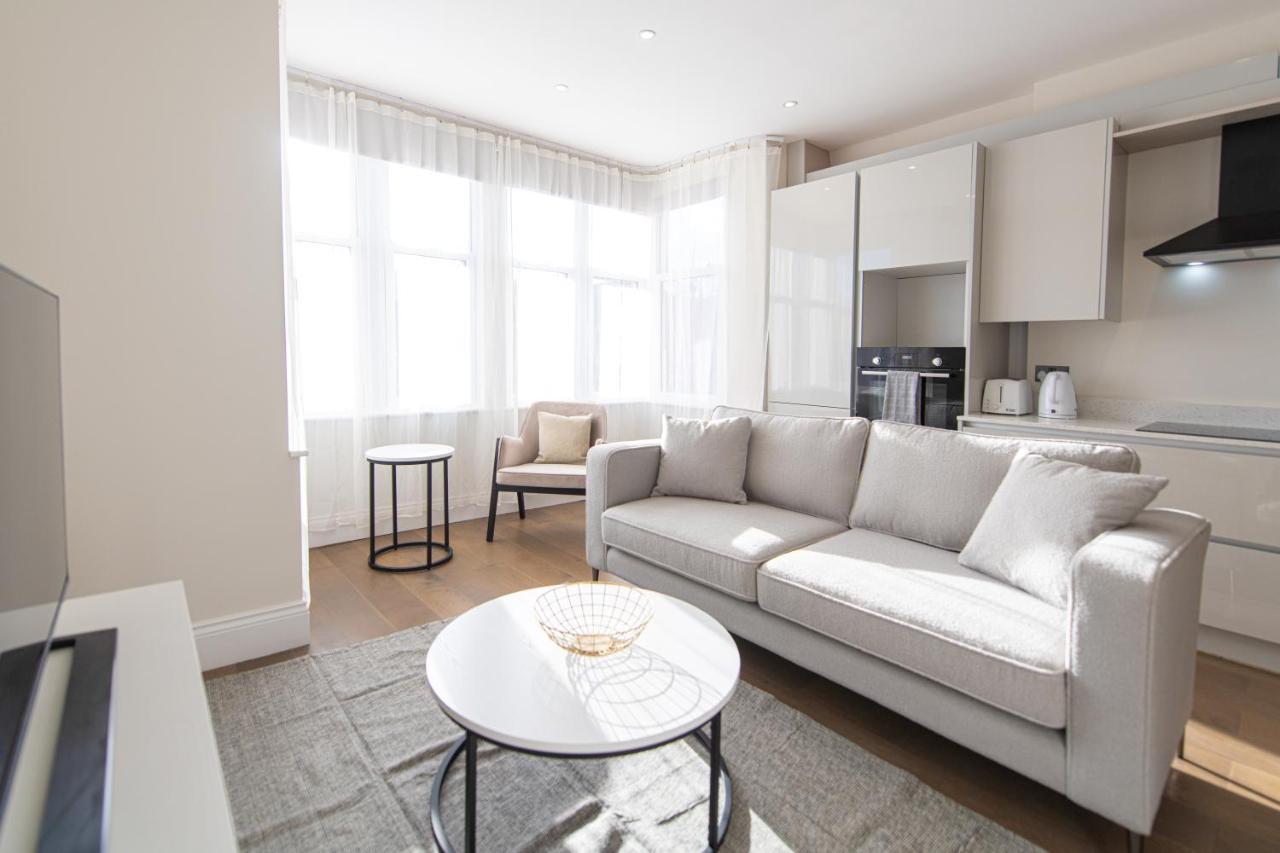 Ealing Residency Aparthotel ลอนดอน ภายนอก รูปภาพ