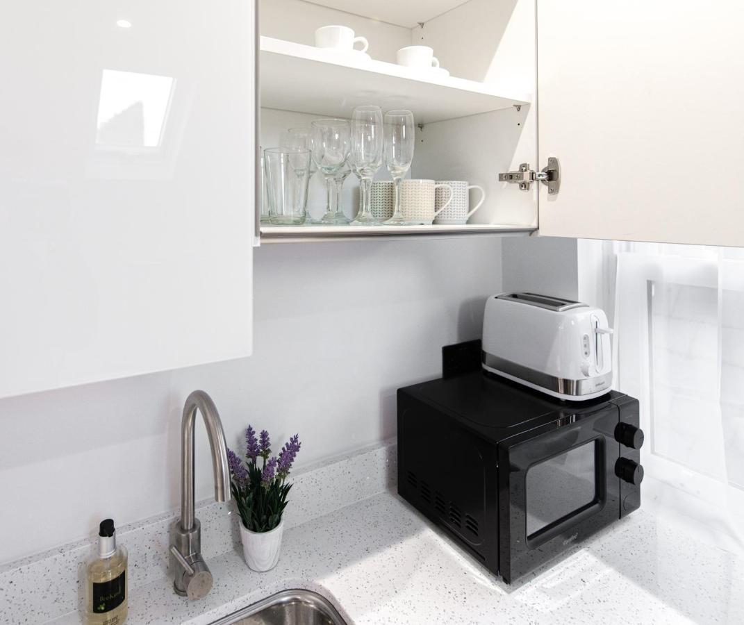 Ealing Residency Aparthotel ลอนดอน ภายนอก รูปภาพ