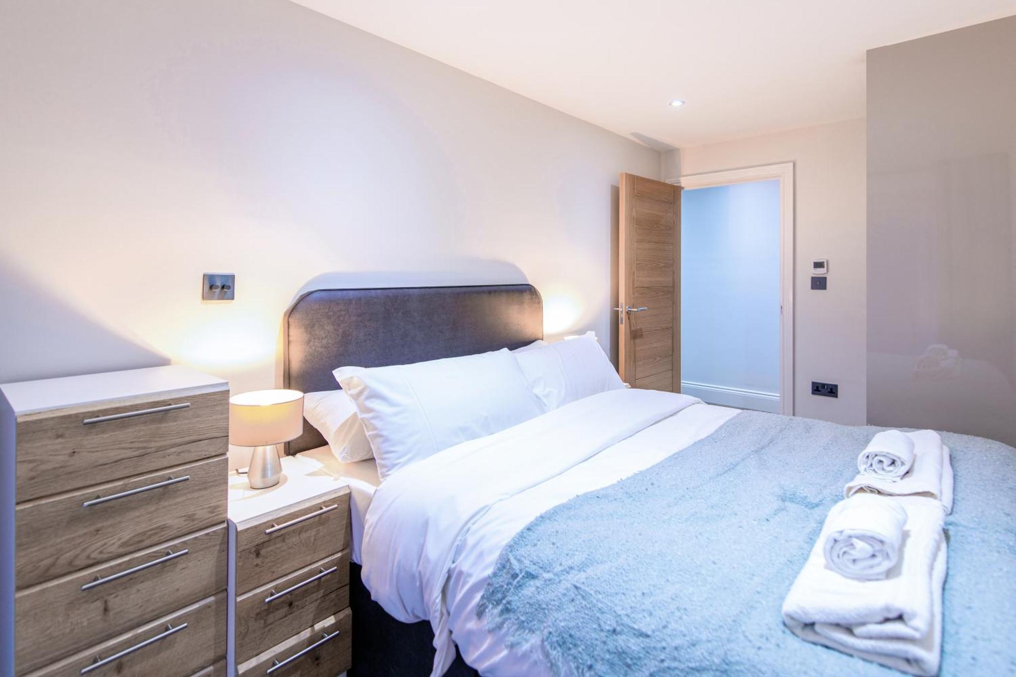 Ealing Residency Aparthotel ลอนดอน ภายนอก รูปภาพ