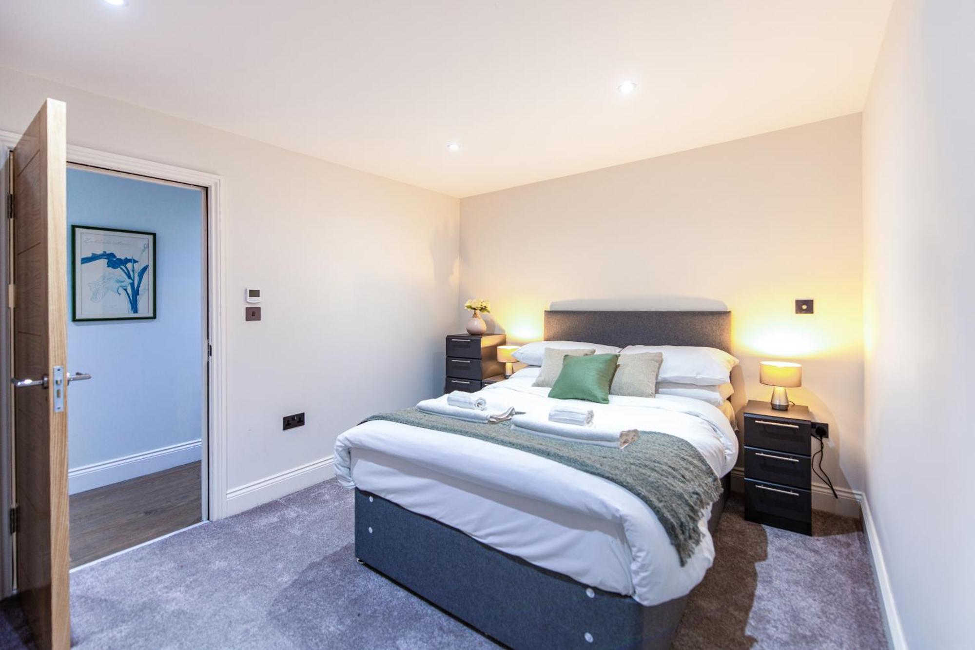 Ealing Residency Aparthotel ลอนดอน ภายนอก รูปภาพ