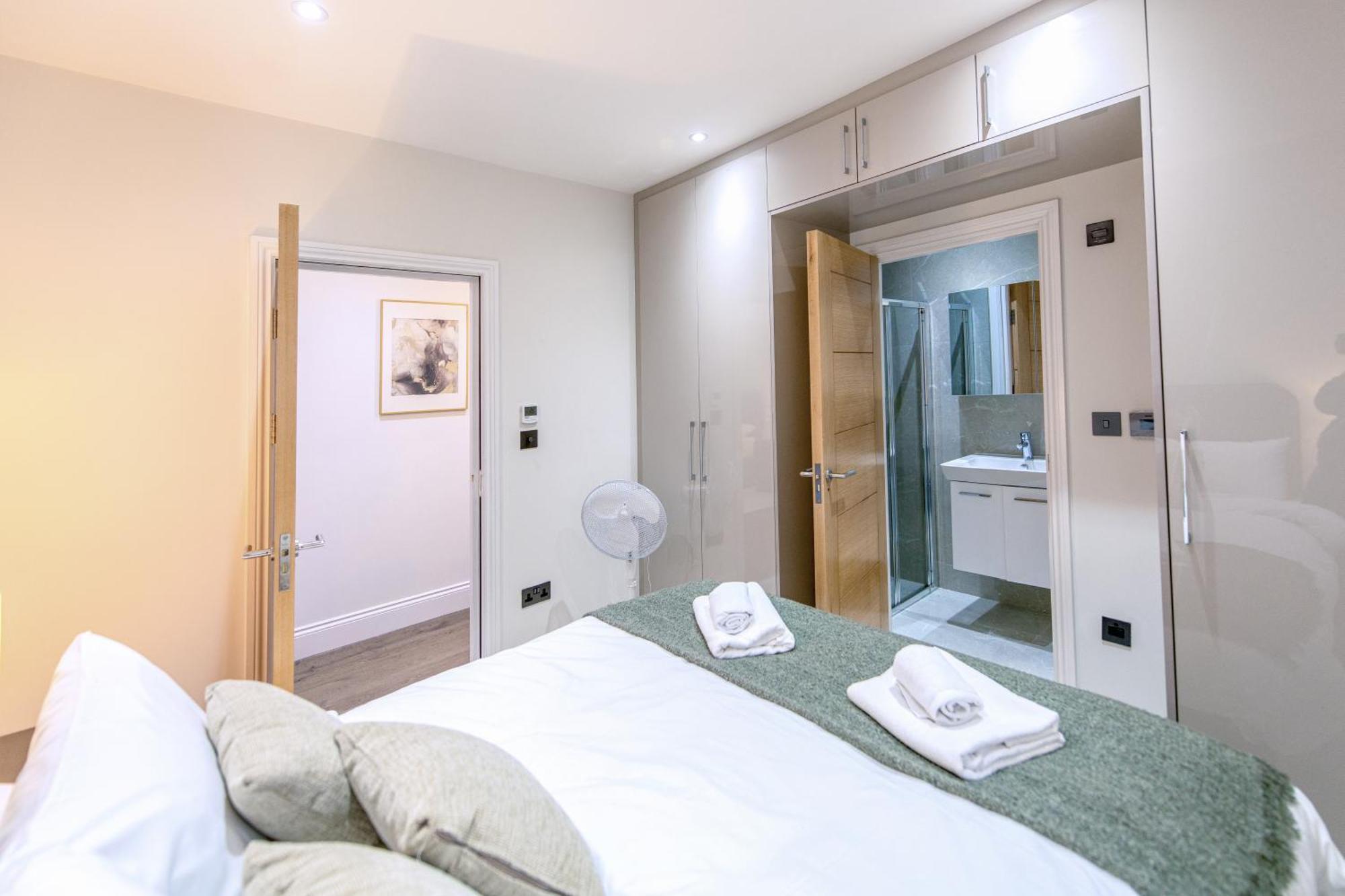 Ealing Residency Aparthotel ลอนดอน ภายนอก รูปภาพ