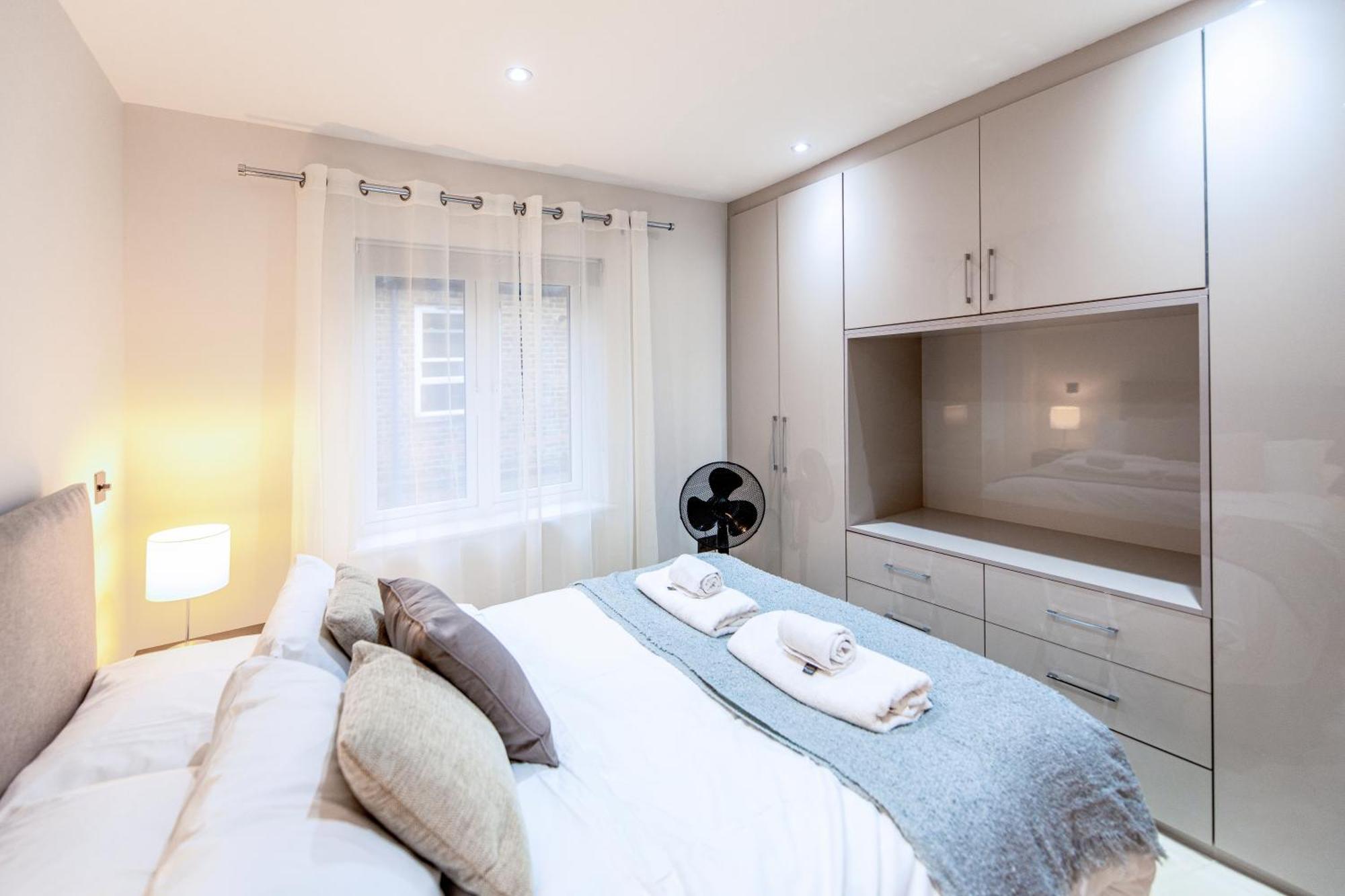 Ealing Residency Aparthotel ลอนดอน ภายนอก รูปภาพ