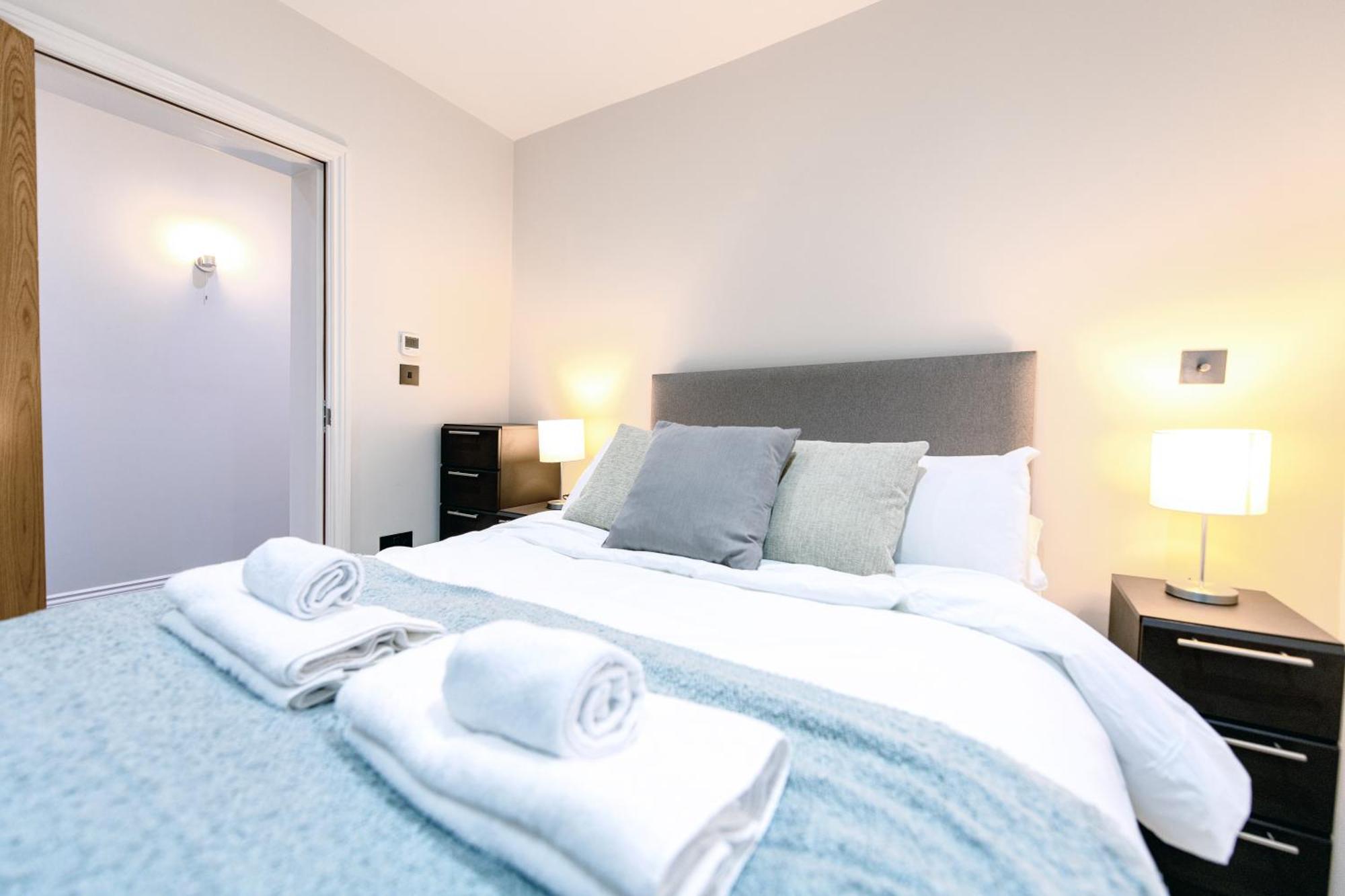 Ealing Residency Aparthotel ลอนดอน ภายนอก รูปภาพ