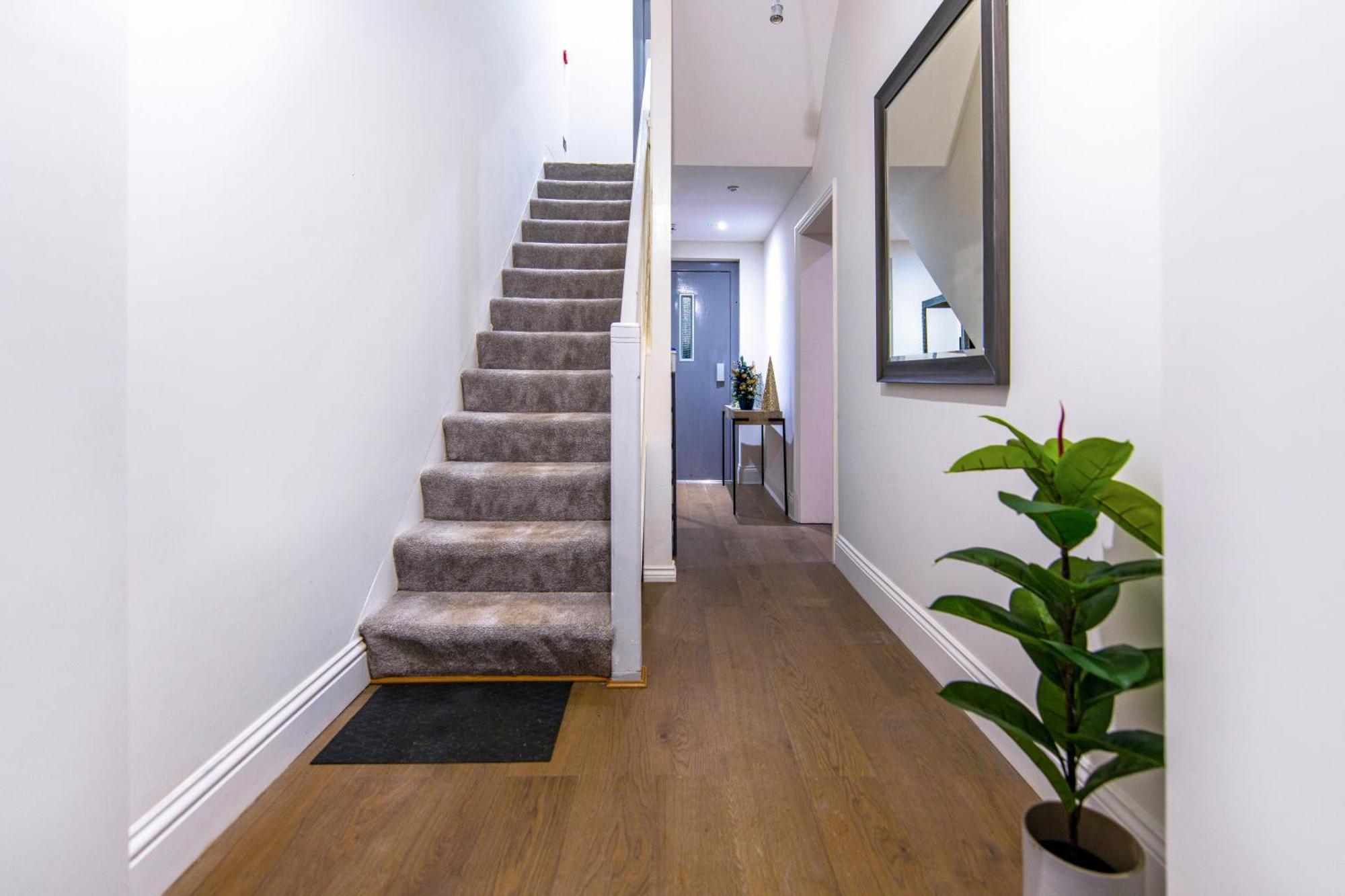 Ealing Residency Aparthotel ลอนดอน ภายนอก รูปภาพ