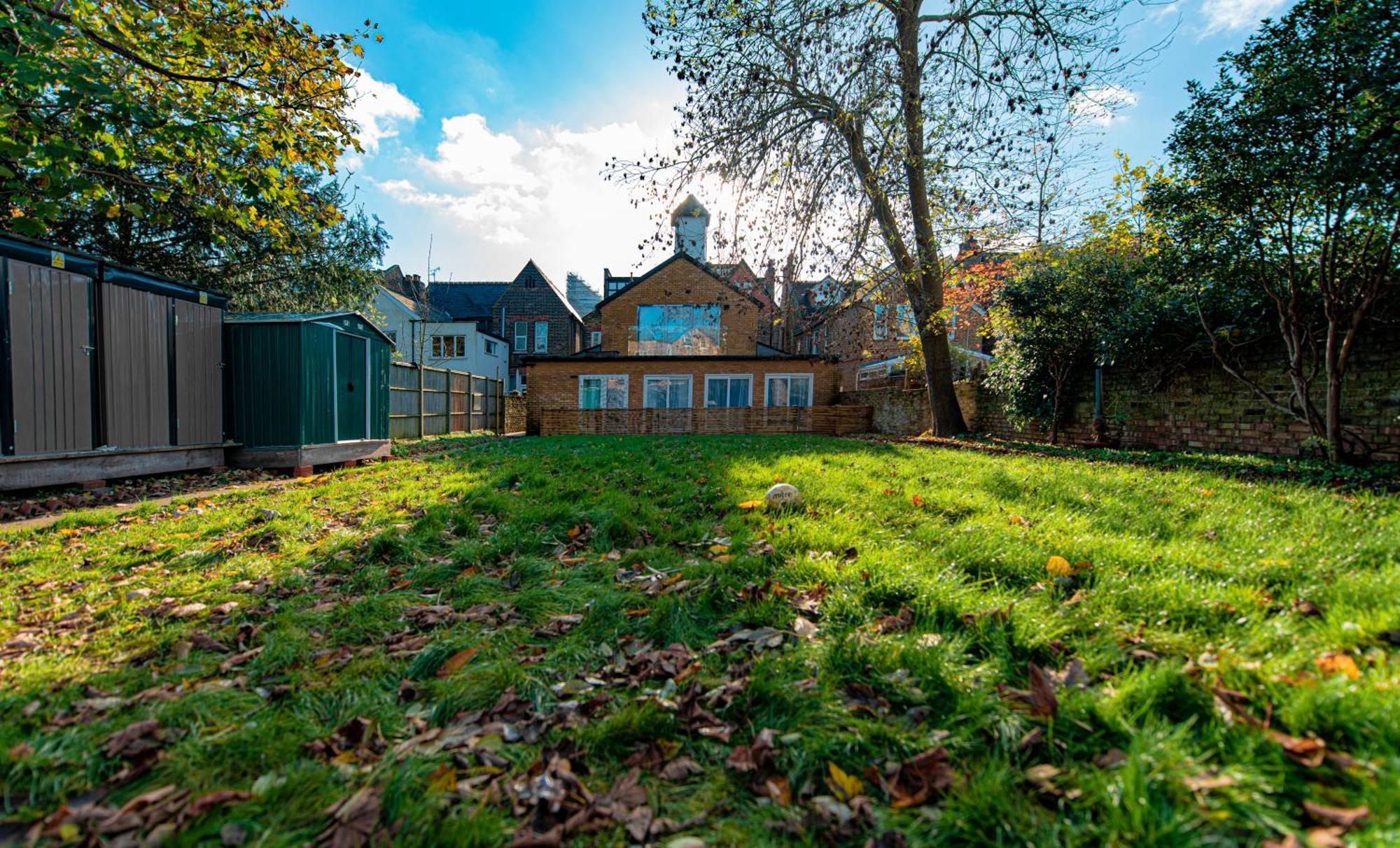 Ealing Residency Aparthotel ลอนดอน ภายนอก รูปภาพ